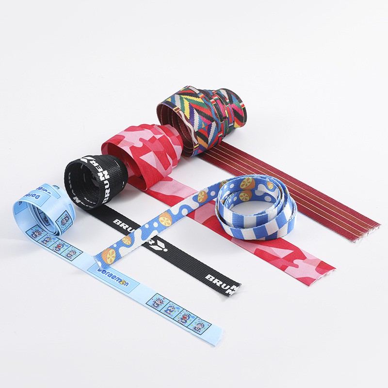 Istrixxi tan-nylon stampat